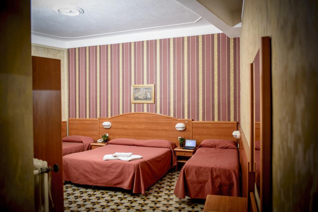 Hotel Emmaus Řím Exteriér fotografie